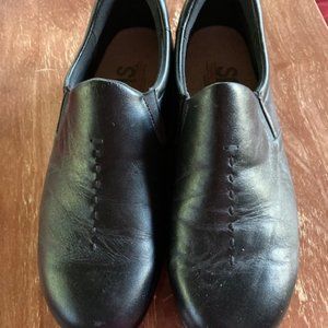 SAS Ladies VIVA Black Slip on Loafer Size 9M
